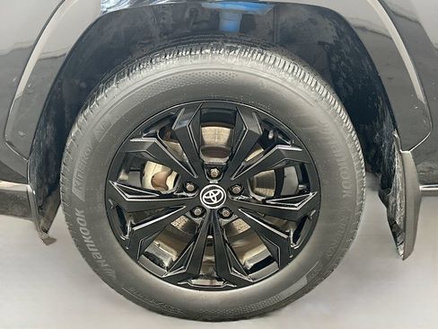 Used 2023 Toyota RAV4 SE AWD/4WD image 27