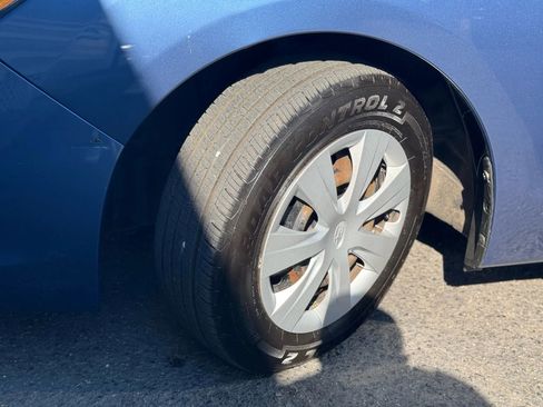 Used 2013 Subaru Impreza 2.0i image 14