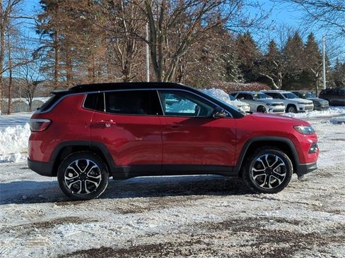 Used 2023 Jeep Compass Limited w/ Sun and Sound Group image 2