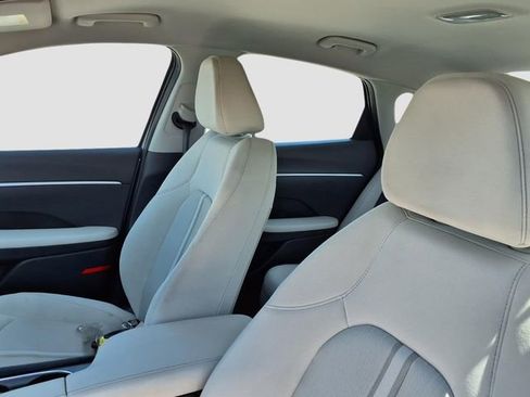 Used 2025 Hyundai Sonata SEL FWD image 18
