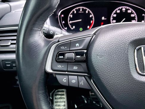 Used 2022 Honda Accord Sport image 10