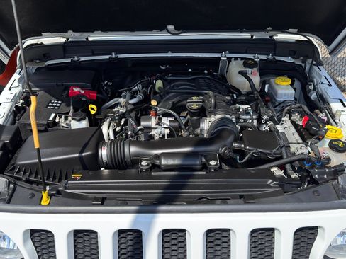 Used 2021 Jeep Wrangler Unlimited Sport S image 28