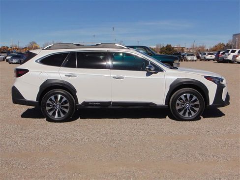 Used 2024 Subaru Outback Touring image 3
