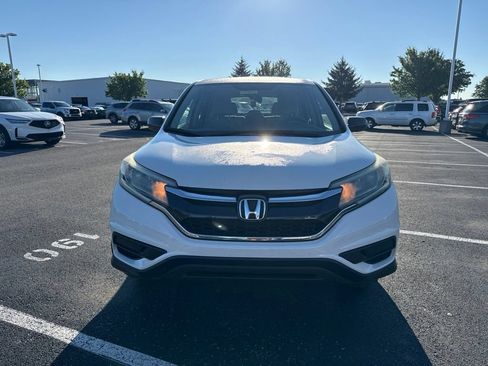 Used 2016 Honda CR-V LX image 2
