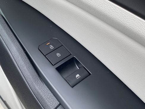 New 2026 Kia Sportage EX FWD image 25