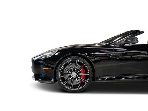 Used 2015 Aston Martin DB9 Volante image 17