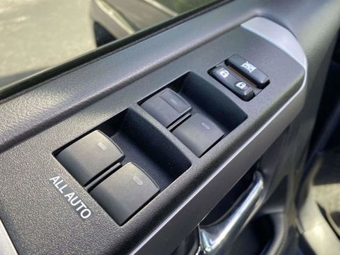 Used 2021 Toyota 4Runner SR5 Premium w/ Moonroof Package AWD/4WD image 22