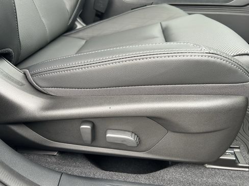 New 2026 Subaru Outback Touring XT image 30