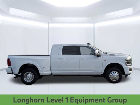 Used 2025 RAM 3500 Longhorn AWD/4WD image 8