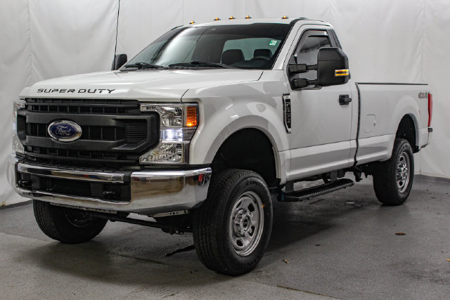 Used 2022 Ford F350 XL w/ Power Equipment Group AWD/4WD image 4