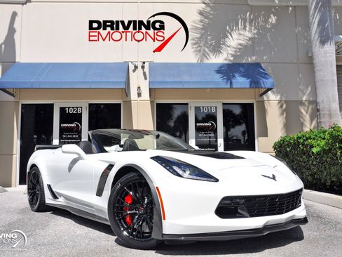 Used 2019 Chevrolet Corvette Z06 RWD image 1