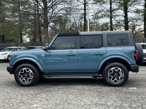 Used 2022 Ford Bronco Outer Banks image 3