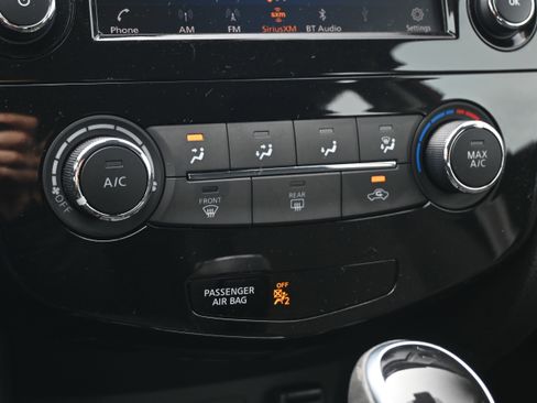 Used 2021 Nissan Rogue Sport S image 20