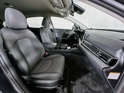 Used 2023 Kia Sportage LX AWD/4WD image 28