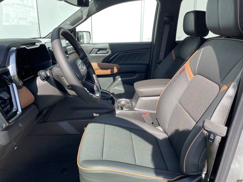 New 2026 GMC Canyon AT4 image 36