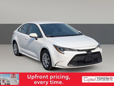Used 2021 Toyota Corolla LE w/ Carpet Mat Package (TMS) image 2