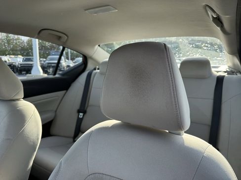 Used 2023 Nissan Altima 2.5 SV image 23