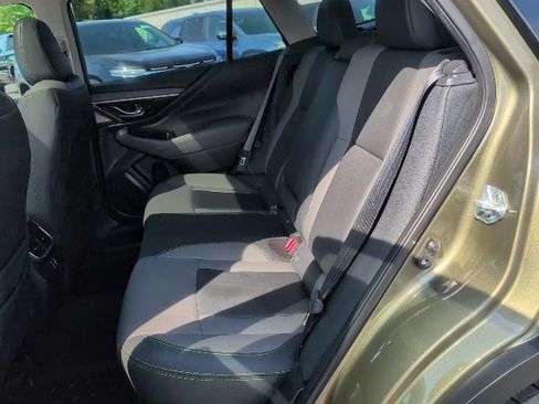 Used 2025 Subaru Outback Onyx Edition AWD/4WD image 36