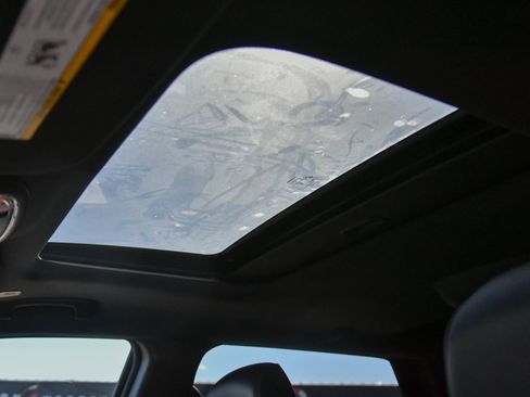 Used 2025 Dodge Durango GT image 37