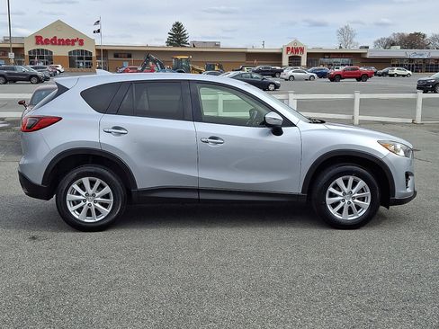 Used 2016 MAZDA CX-5 Touring image 7