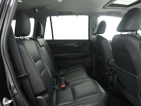Used 2022 Honda Pilot Black Edition image 14