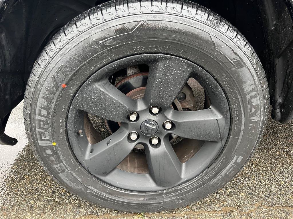 Used 2019 RAM 1500 Express w/ Express Value Package AWD/4WD image 6