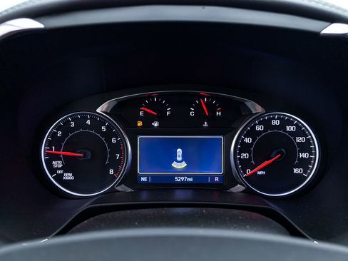 Used 2024 Chevrolet Blazer LT FWD image 31