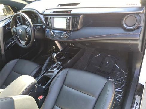 Used 2018 Toyota RAV4 SE w/ Advanced Technology Package image 21
