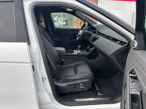 Used 2023 Land Rover Range Rover Evoque R-Dynamic S image 13