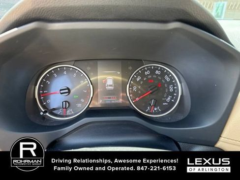 Used 2019 Toyota RAV4 XLE Premium w/ Cold Weather Package AWD/4WD image 10