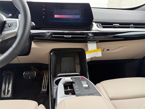Certified 2025 BMW X1 M35i w/ Premium Package image 11
