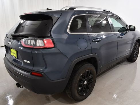 Used 2020 Jeep Cherokee Latitude Plus AWD/4WD image 11