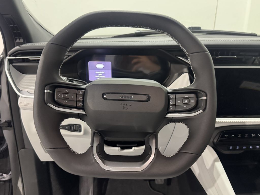 New 2026 Jeep Cherokee Overland w/ Advanced Pro Tech Group AWD/4WD image 4