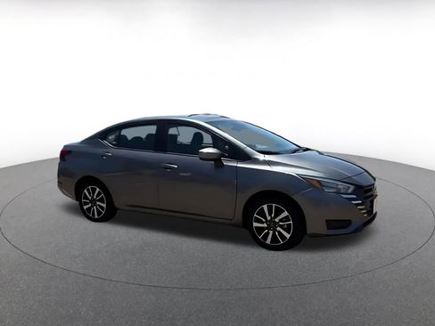 Used 2025 Nissan Versa SV FWD image 2