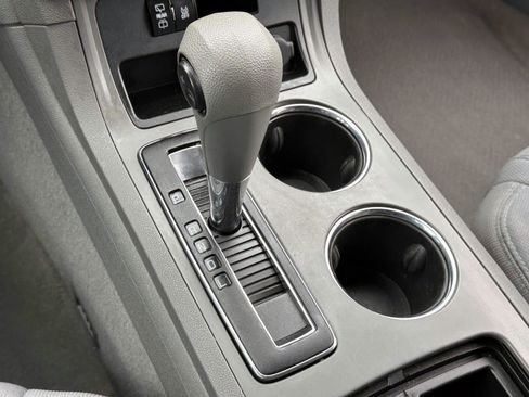 Used 2014 Chevrolet Traverse LS image 25