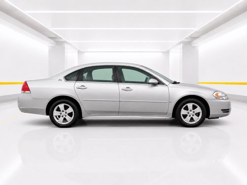 Used 2008 Chevrolet Impala LT w/ Luxury Edition Package FWD image 6