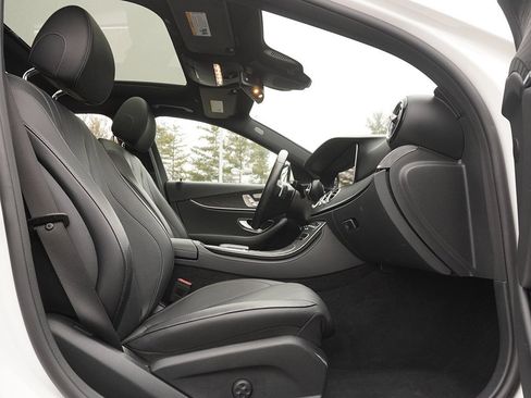 Used 2022 Mercedes-Benz E 450 4MATIC Sedan image 36