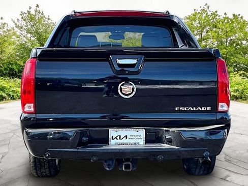 Used 2013 Cadillac Escalade EXT Premium image 4