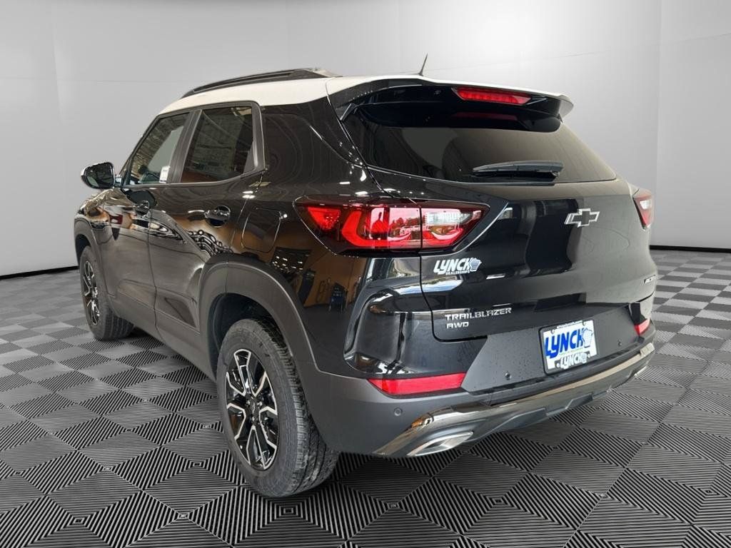 New 2026 Chevrolet TrailBlazer ACTIV w/ Convenience Package AWD/4WD image 3