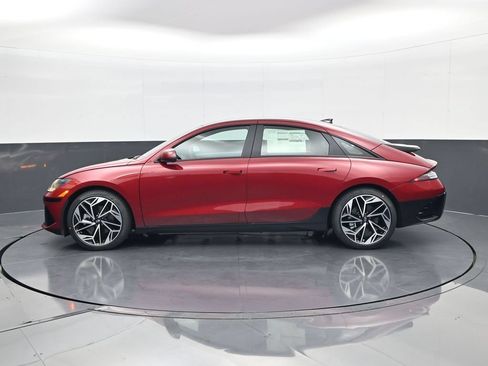 Used 2025 Hyundai Ioniq 6 SEL AWD/4WD image 9