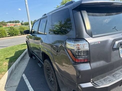 Used 2022 Toyota 4Runner SR5 RWD image 5