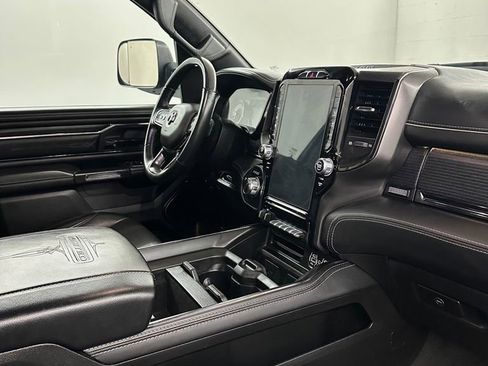 Used 2022 RAM 1500 Limited w/ Night Edition AWD/4WD image 40