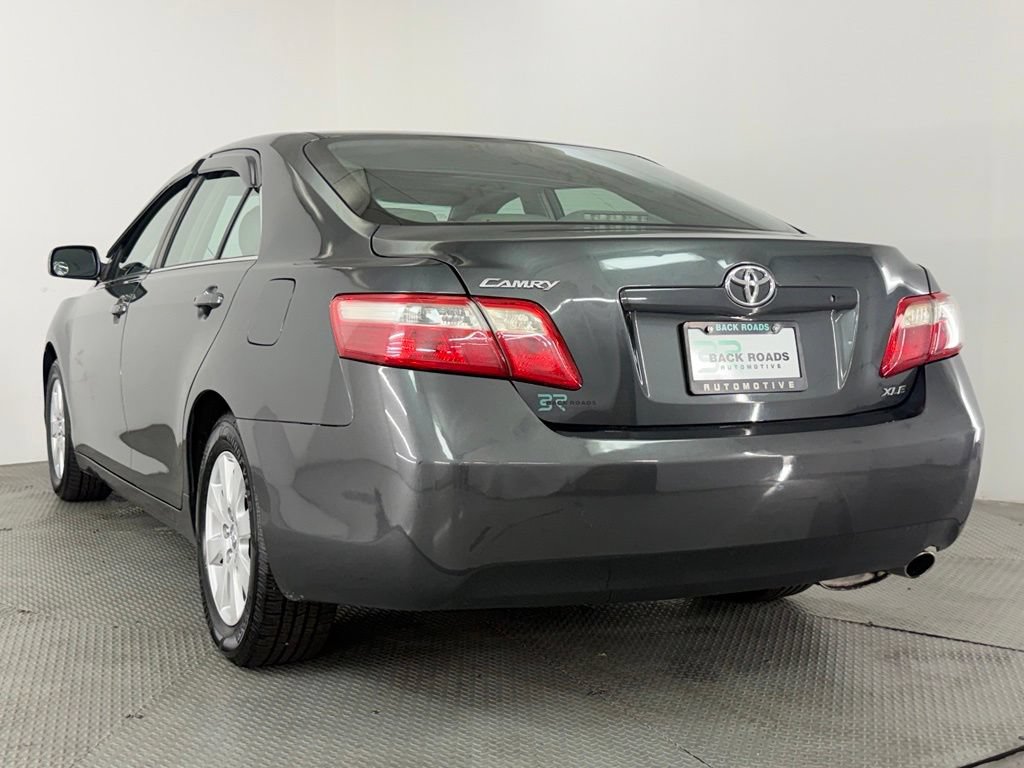 Used 2009 Toyota Camry SE FWD image 7