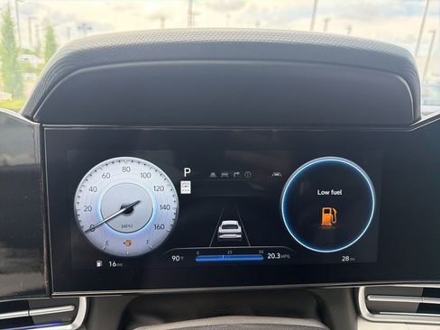 New 2026 Hyundai Elantra Limited FWD image 15