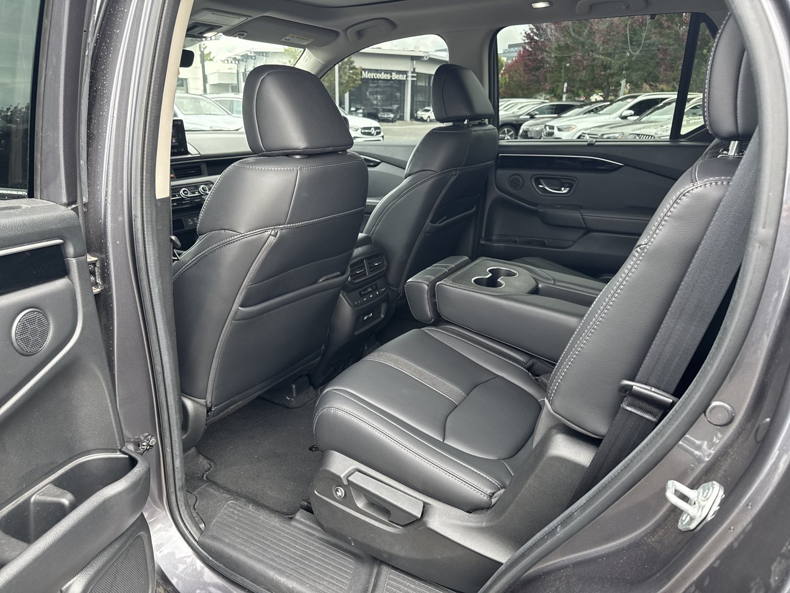 Used 2023 Honda Pilot Touring image 16