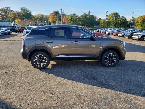 New 2026 Nissan Kicks SV w/ Cold Weather Package image 8