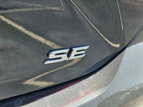 New 2026 Toyota Camry SE FWD image 10