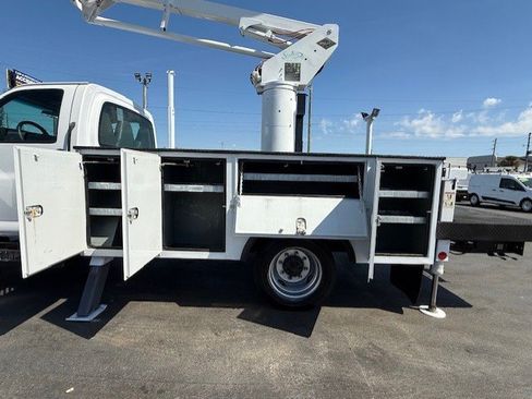 Used 2006 GMC TopKick C4500 2WD Regular Cab image 10