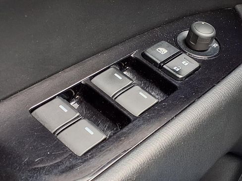 Used 2019 MAZDA CX-5 Touring image 10