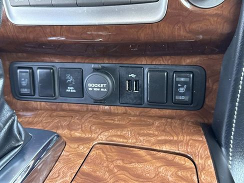 Used 2019 INFINITI QX80 Luxe w/ 22" Wheel Package AWD/4WD image 6